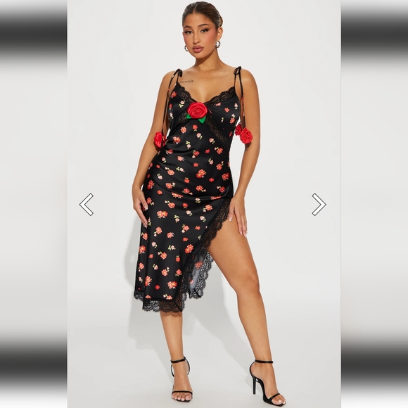 Fashion Nova Dresses & Skirts - Fashion Nova Elegant Floral dress Satin